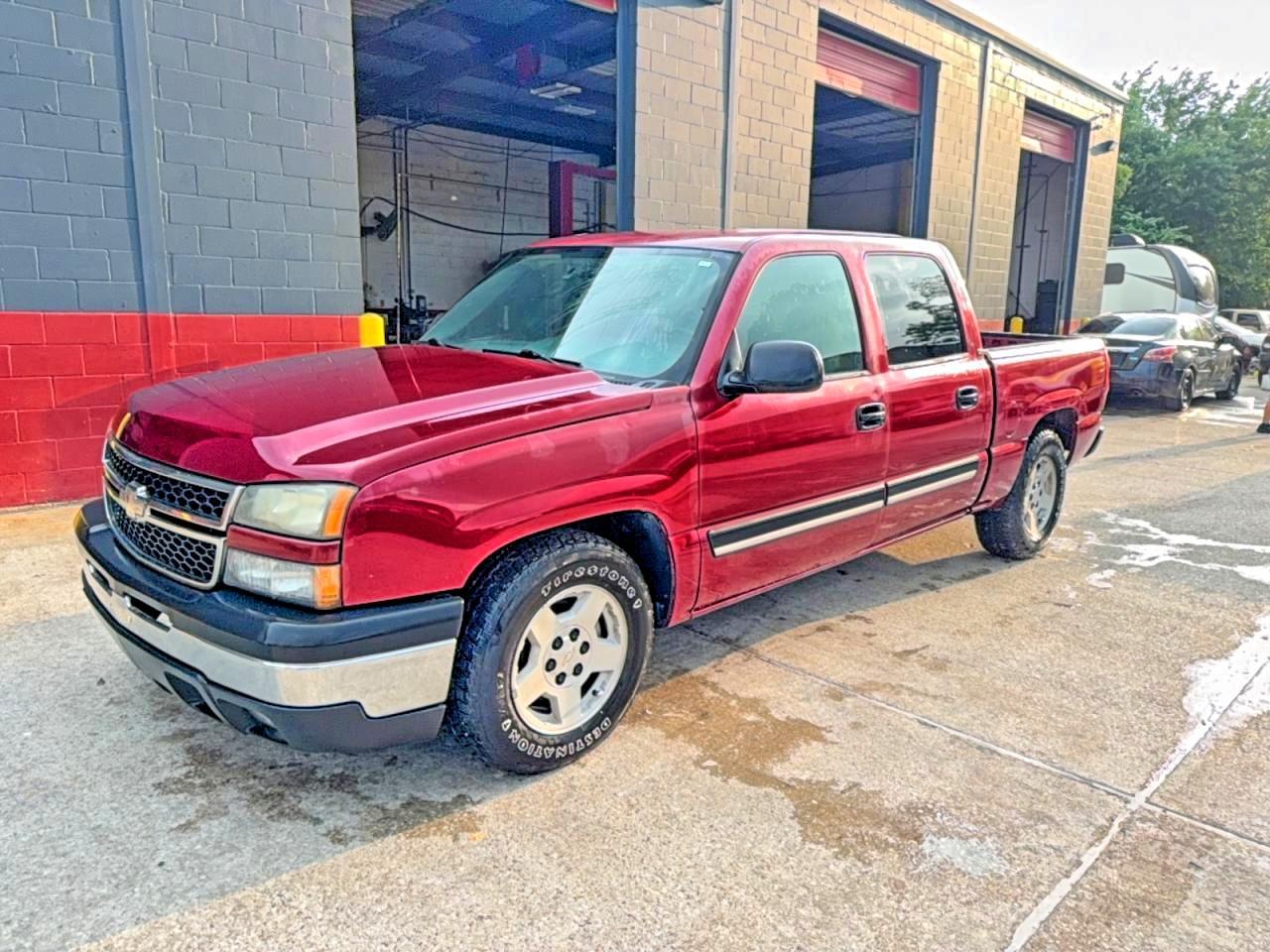 2006 Chevrolet Silverado C1500 - Фото 2