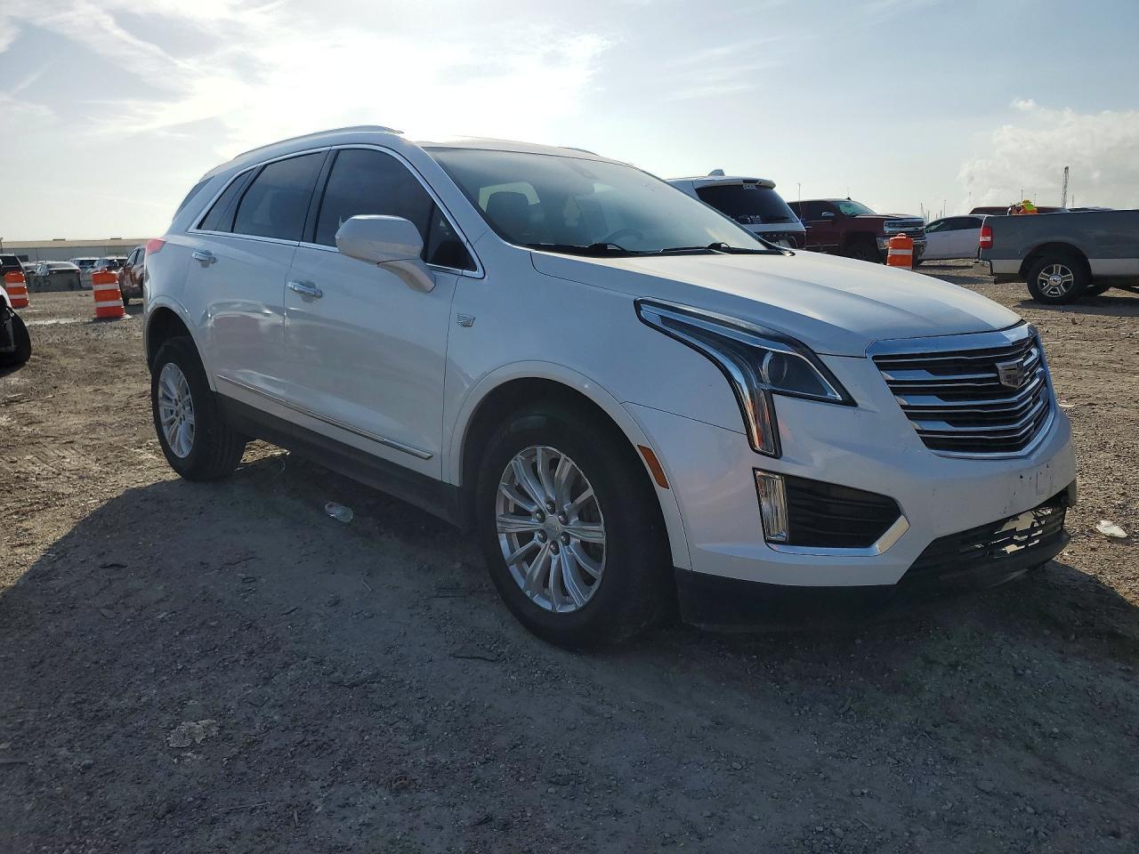 2018 Cadillac Xt5 - Image 4