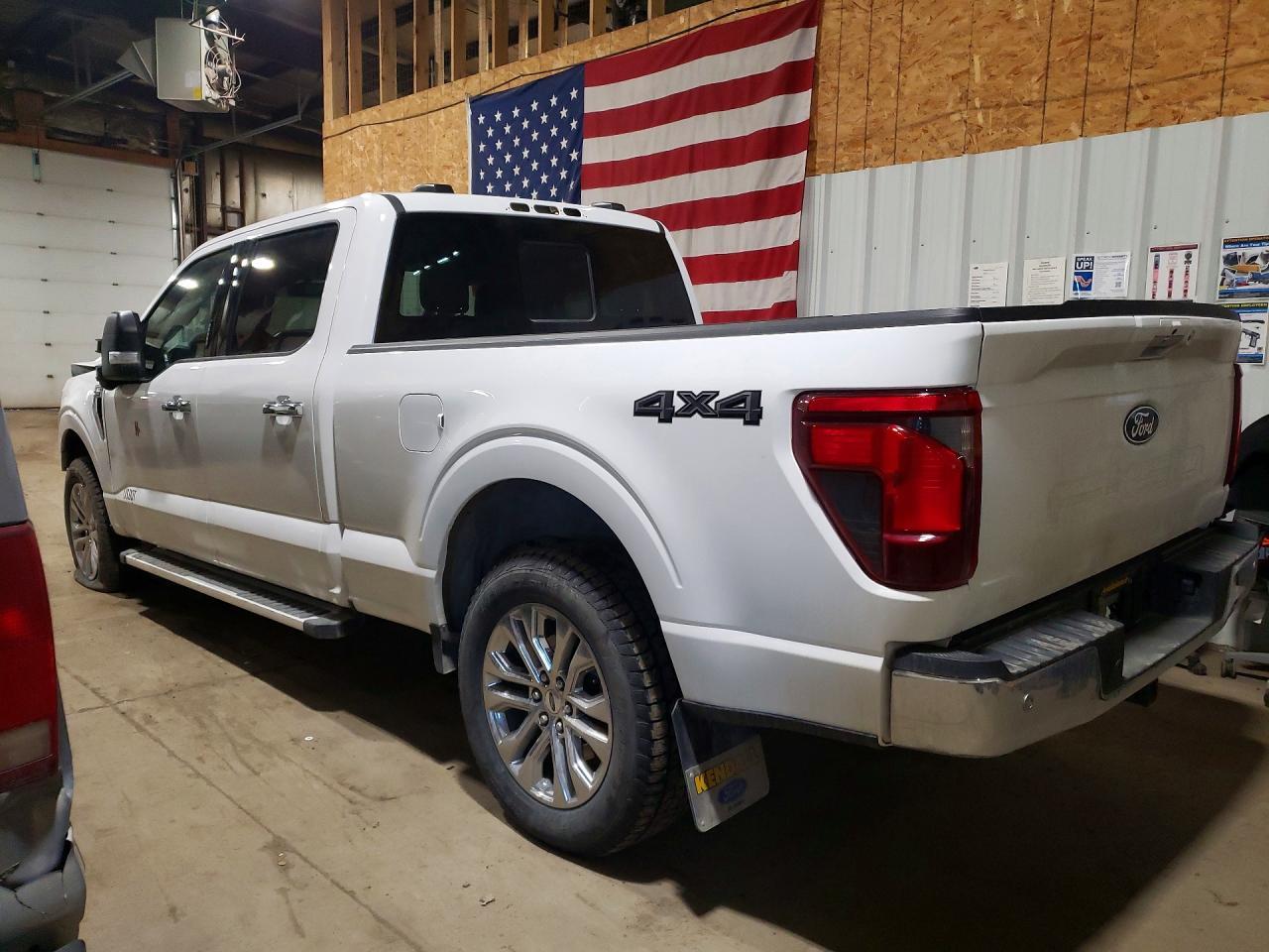 2024 Ford F150 Xlt - Фото 2