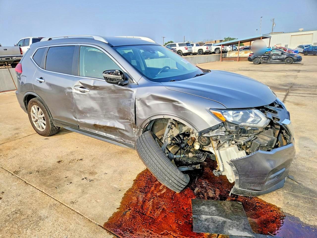 2020 Nissan Rogue Sv - Фото 4