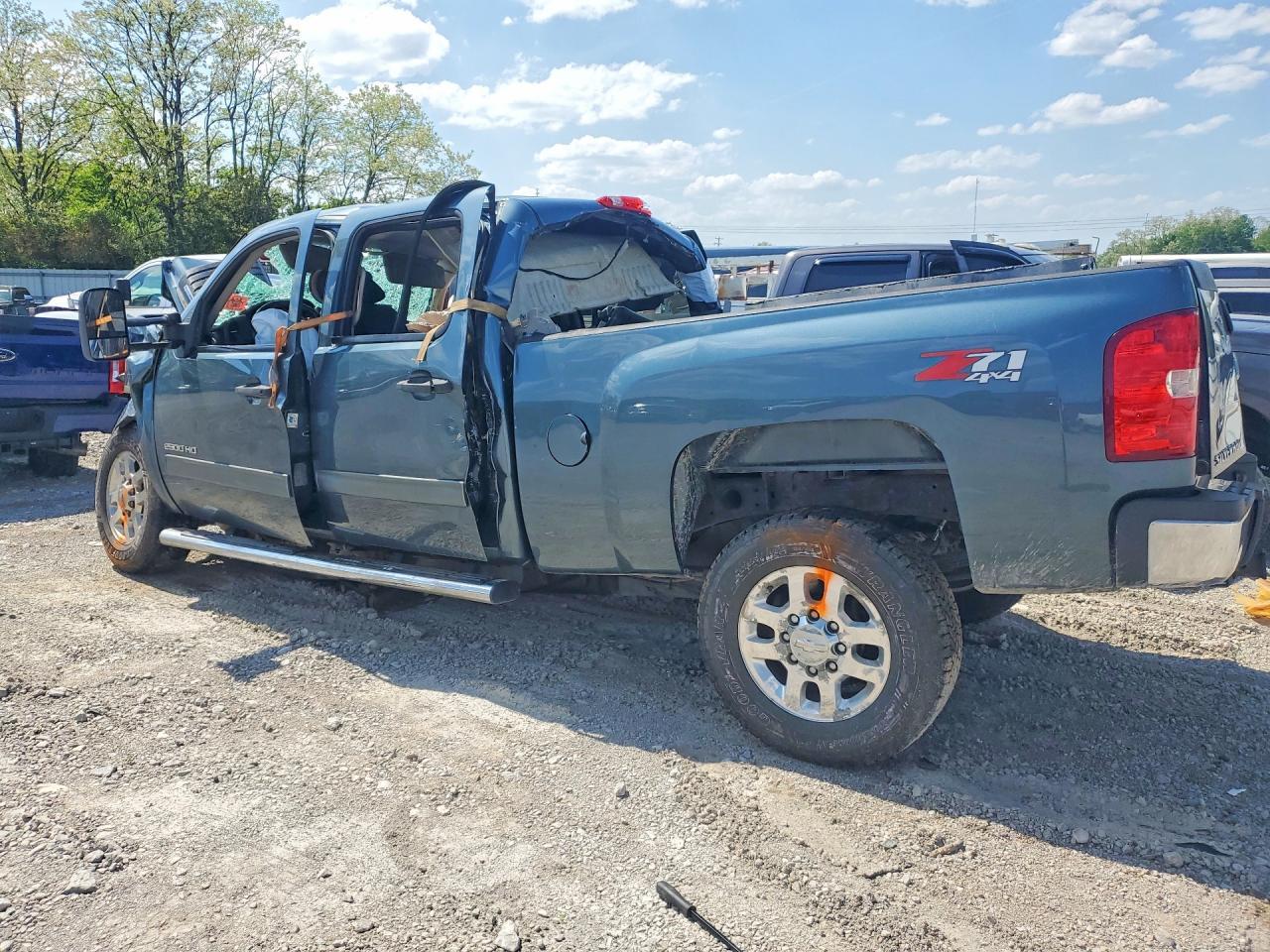2014 Chevrolet Silverado K2500 Heavy Duty Lt - Фото 2