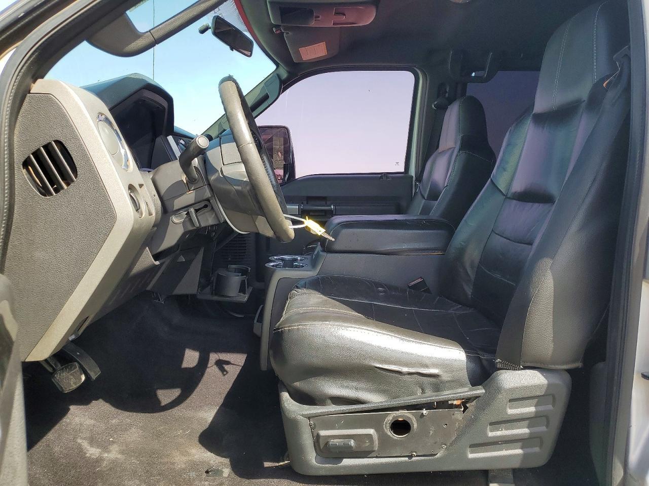 2008 Ford F250 Super Duty - Image 7