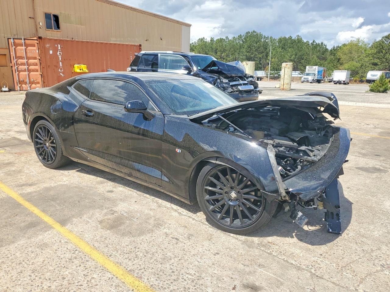 2018 Chevrolet Camaro 1Ls - Фото 4