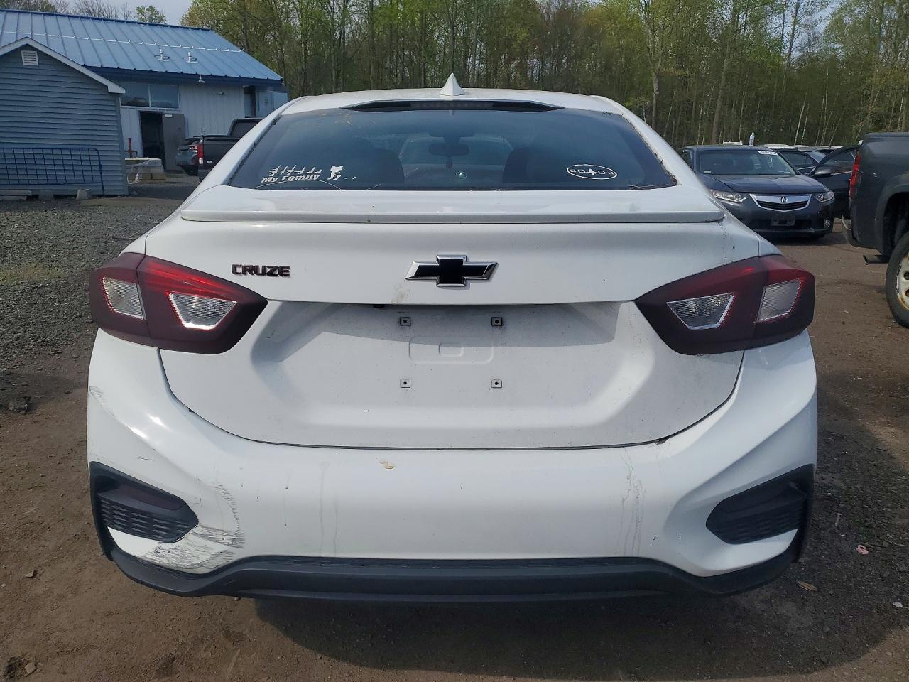2018 Chevrolet Cruze Lt - Image 6