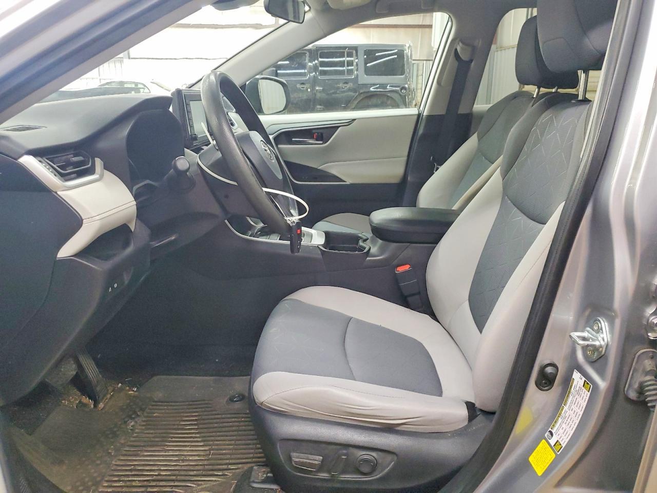 2021 Toyota Rav4 Xle - Фото 7