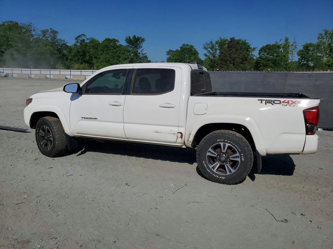 2019 Toyota Tacoma Trd Sport - Image 2