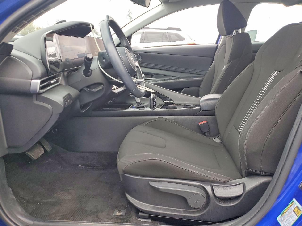 2023 Hyundai Elantra Sel - Image 7