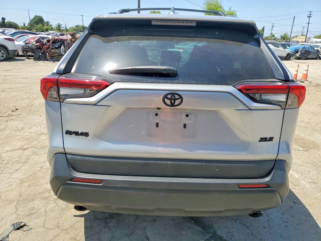 2023 Toyota Rav4 Xle - Фото 6