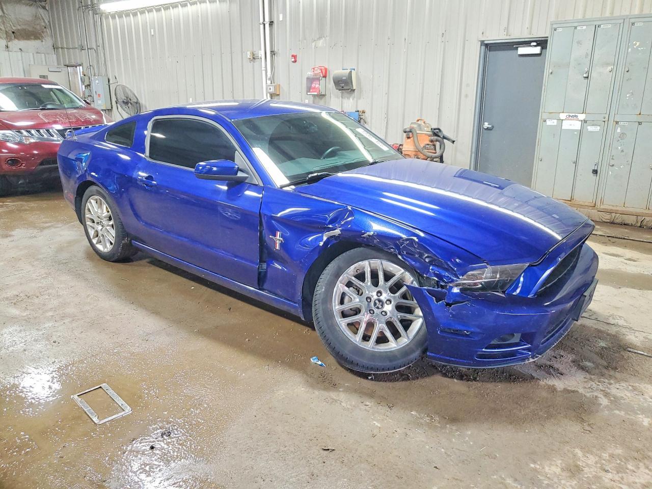 2014 Ford Mustang - Image 4