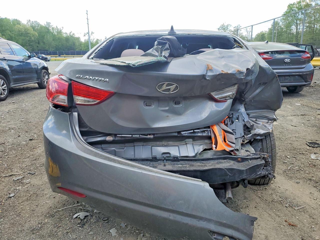 2013 Hyundai Elantra Gls - Фото 6