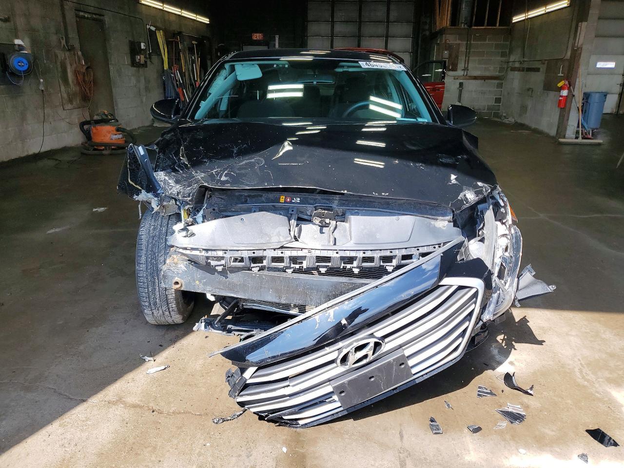 2018 Hyundai Elantra Se - Фото 5