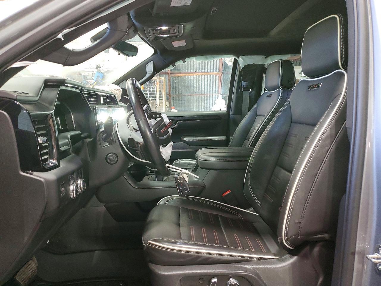 2023 GMC Sierra K1500 At4X - Image 7