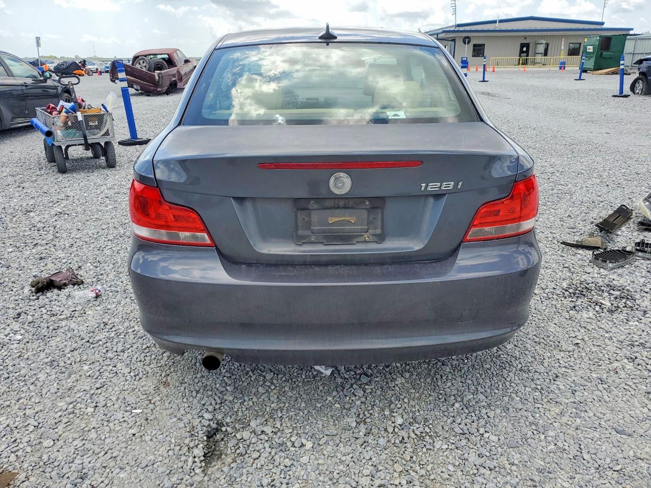 2013 BMW 128 I - Image 6