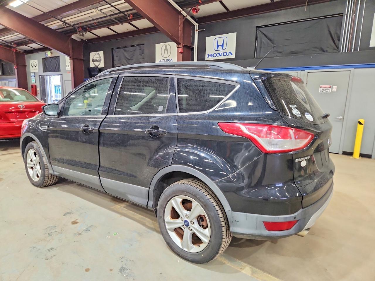 2016 Ford Escape Se - Фото 2