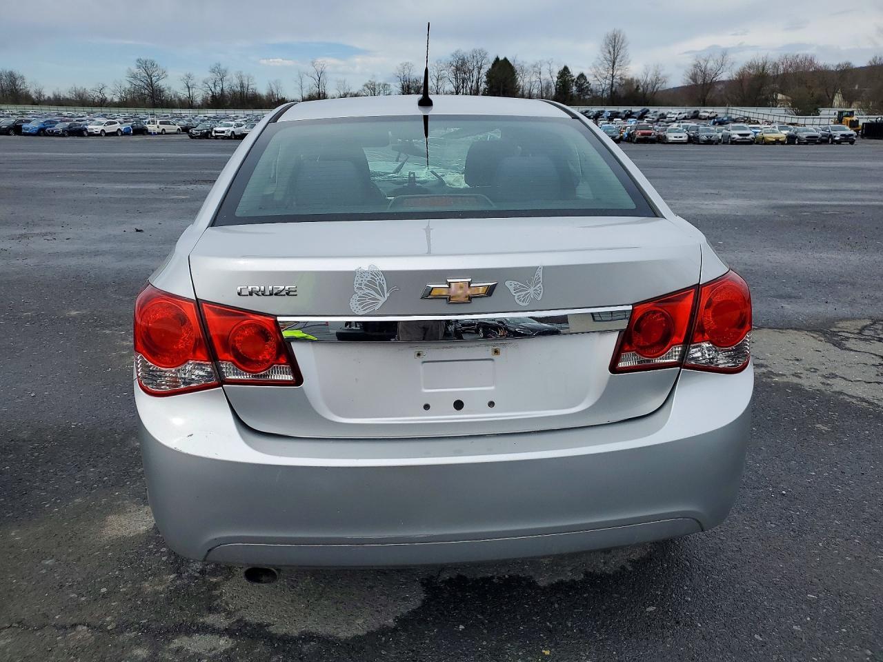 2014 Chevrolet Cruze Ls - Фото 6