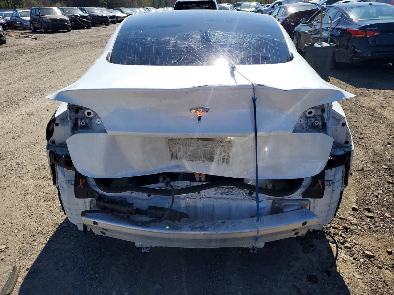 2020 Tesla Model 3 - Фото 6