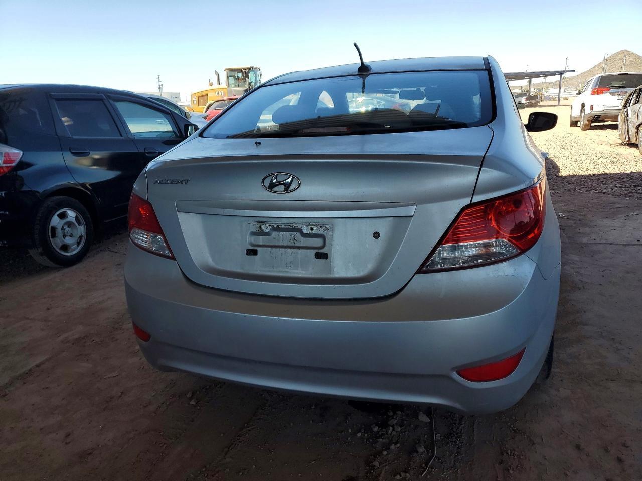 2014 Hyundai Accent Gls - Image 6