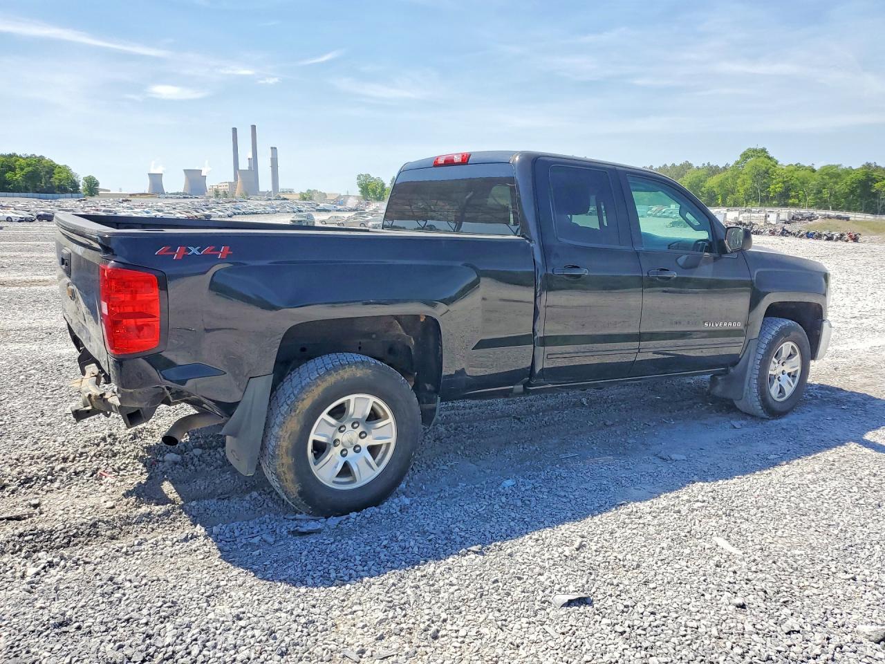 2018 Chevrolet Silverado K1500 Lt - Image 3
