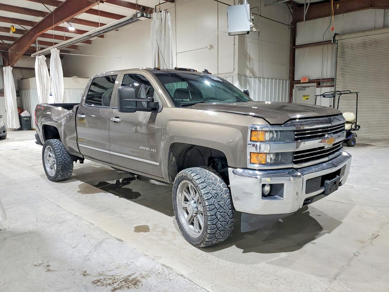 2015 Chevrolet Silverado K2500 Heavy Duty Ltz - Image 4