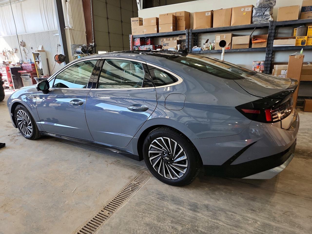 2024 Hyundai Sonata Hybrid Limited - Фото 2