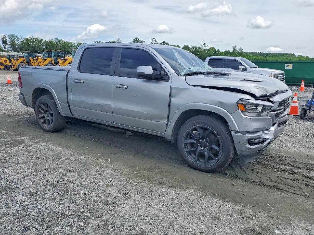 2020 Ram 1500 Laramie - Image 4