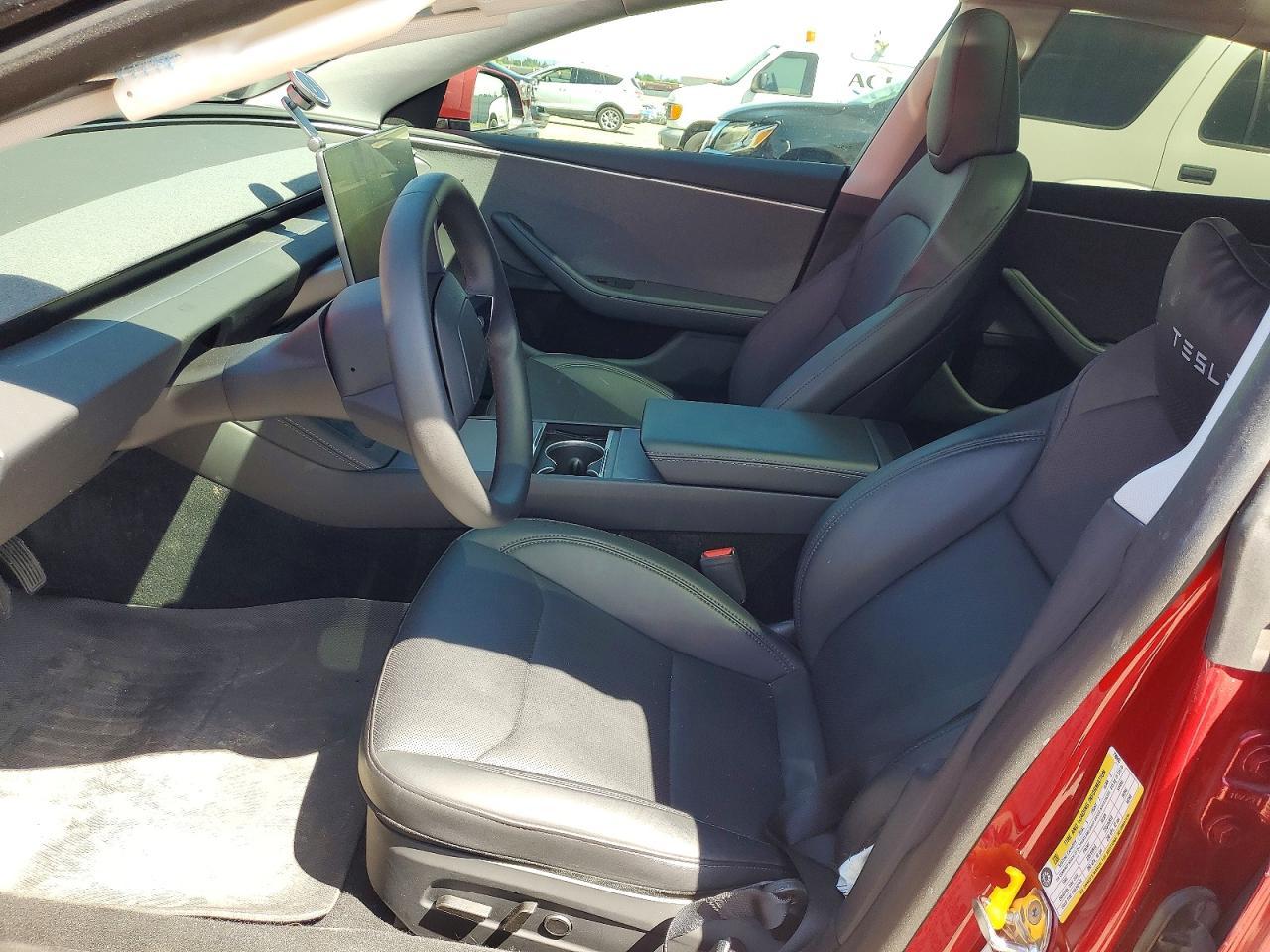 2024 Tesla Model 3 - Фото 7