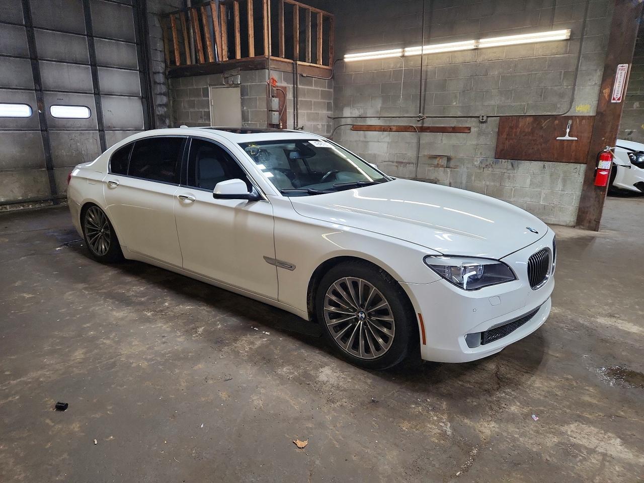 2011 BMW 740 Li - Image 4