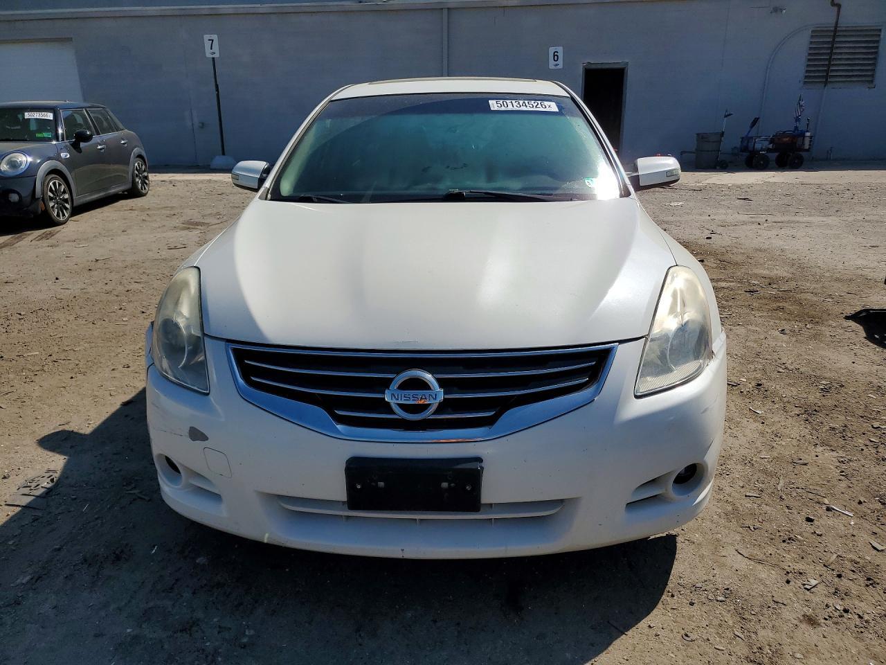2011 Nissan Altima Sr - Фото 5