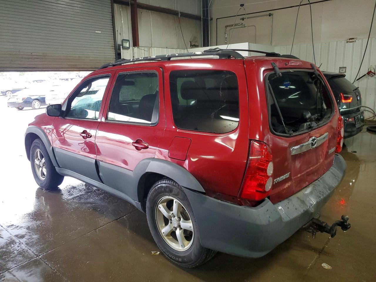 2005 Mazda Tribute I - Image 2
