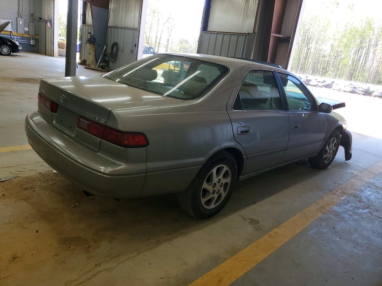 1998 Toyota Camry Xle V6 - Image 3