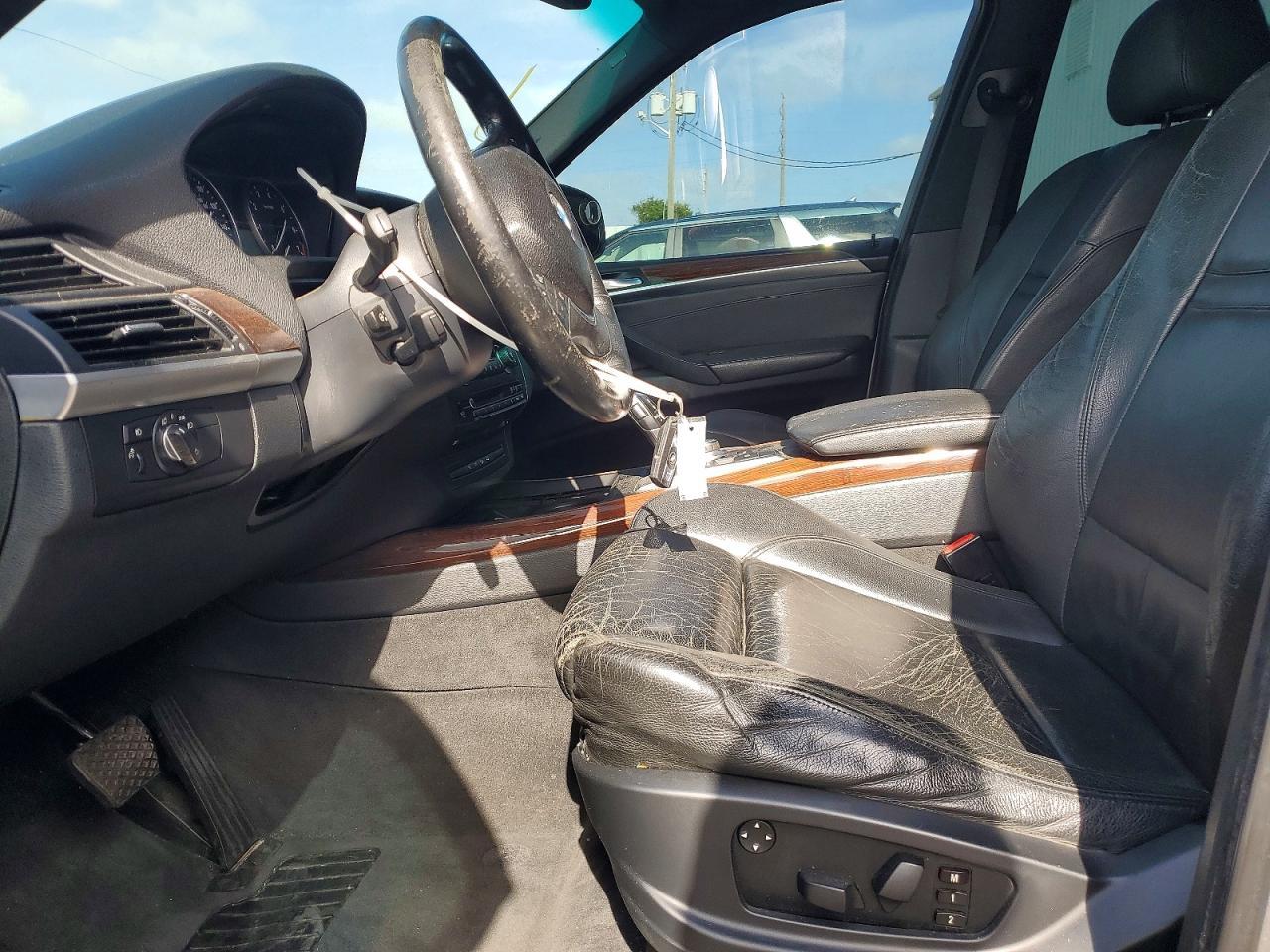 2007 BMW X5 4.8I - Фото 7