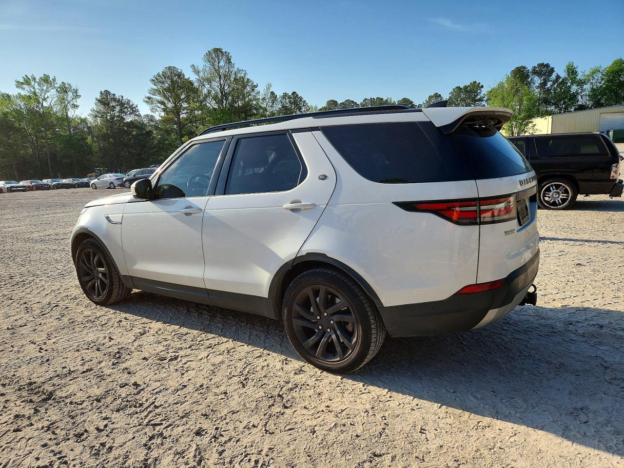2017 Land Rover Discovery Hse - Фото 2