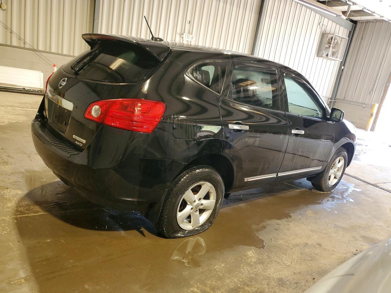 2013 Nissan Rogue S - Image 3