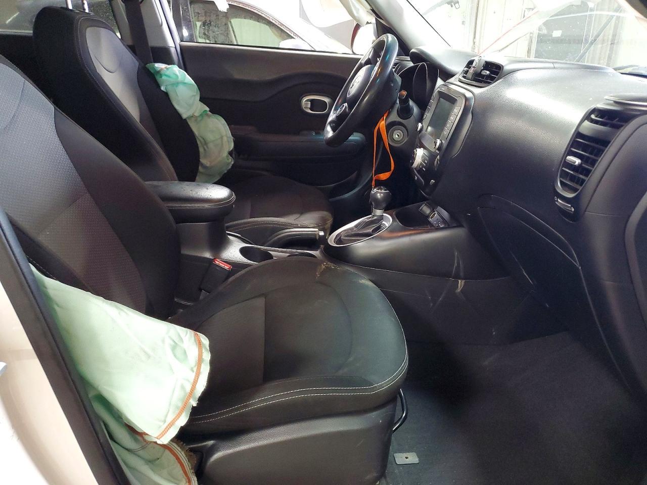 2019 Kia Soul + - Image 7