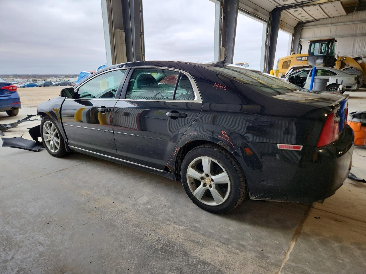 2011 Chevrolet Malibu 2Lt - Фото 2