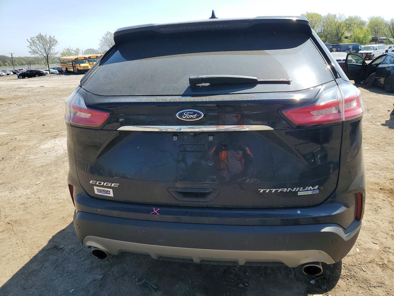 2020 Ford Edge Titanium - Фото 6