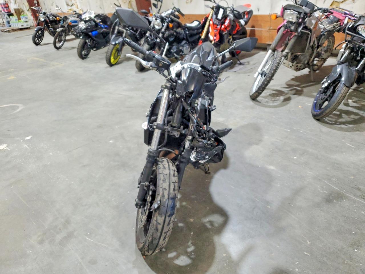 2018 Kawasaki Er650 H - Фото 2