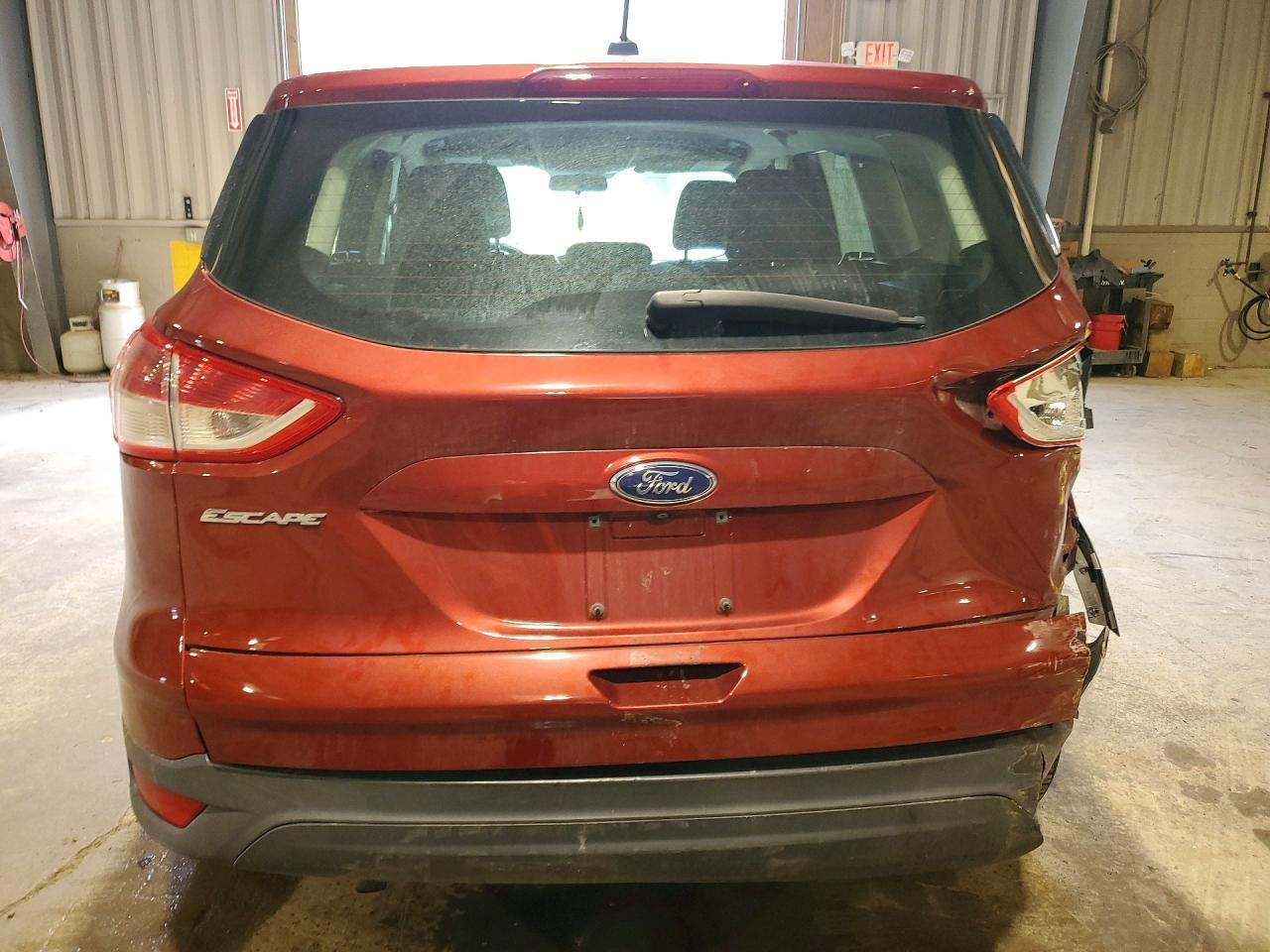 2016 Ford Escape S - Фото 6