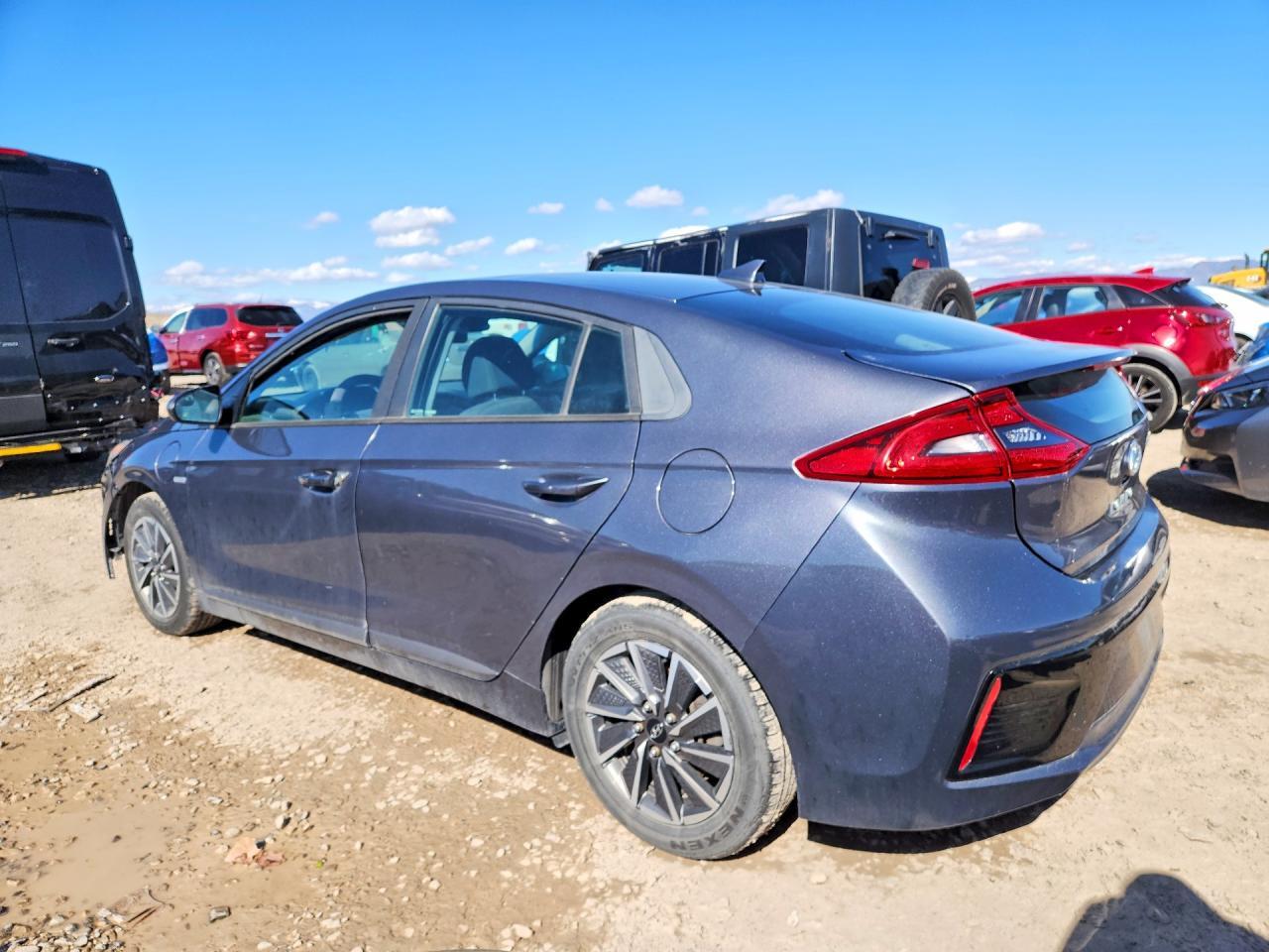 2018 Hyundai Ioniq Plug-In Hybrid Base - Фото 2