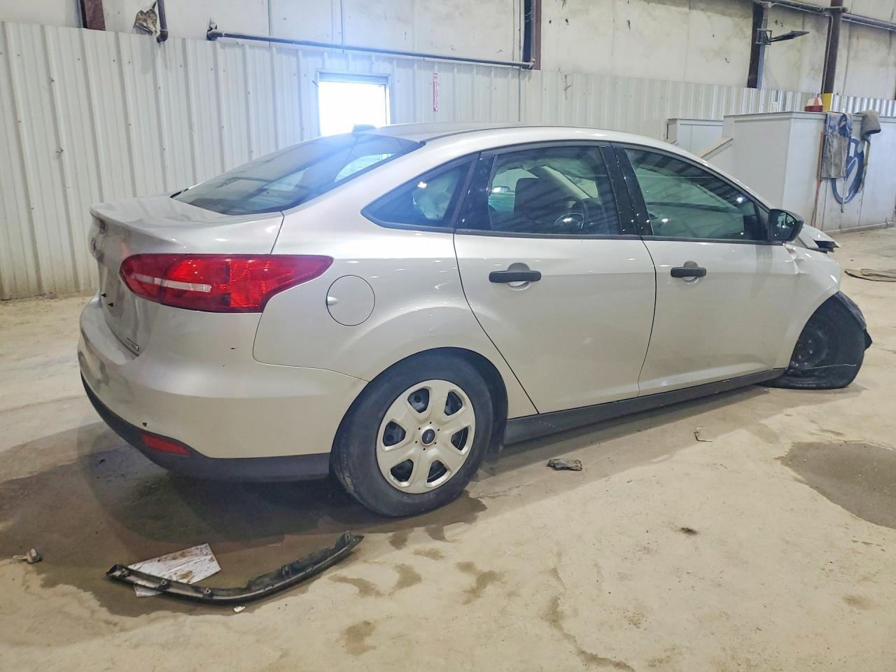 2015 Ford Focus S - Image 3