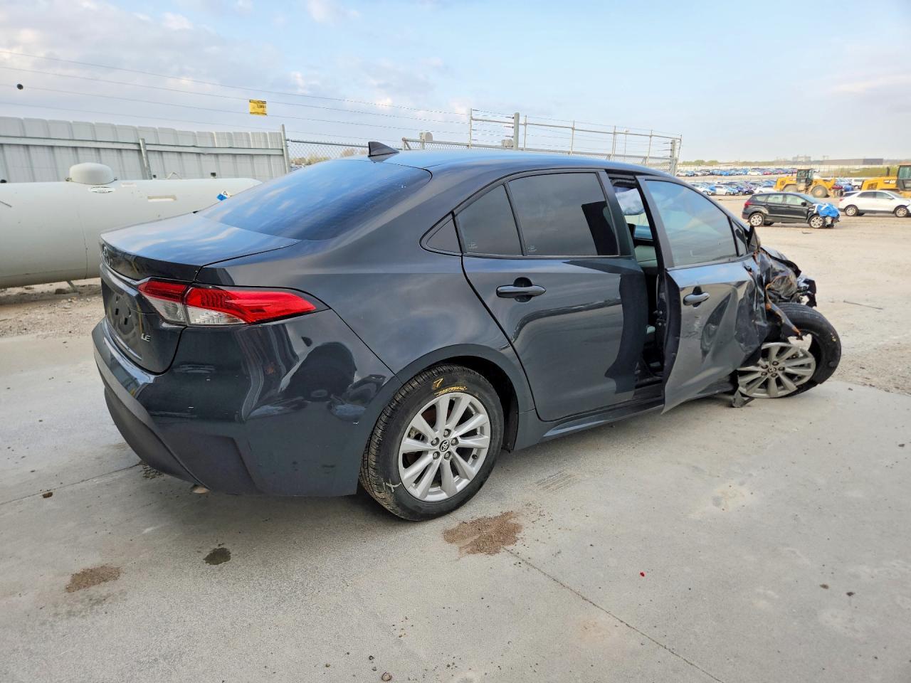 2023 Toyota Corolla Le - Фото 3