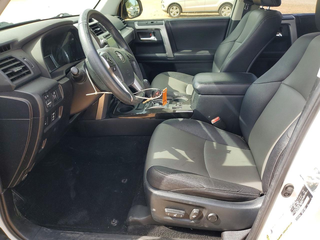 2018 Toyota 4Runner Sr5 Premium - Image 7
