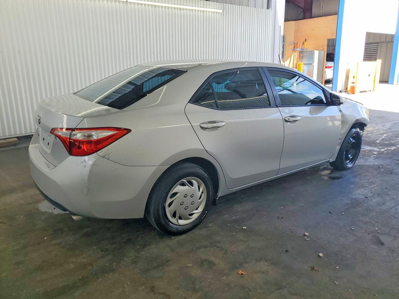 2014 Toyota Corolla L - Image 3