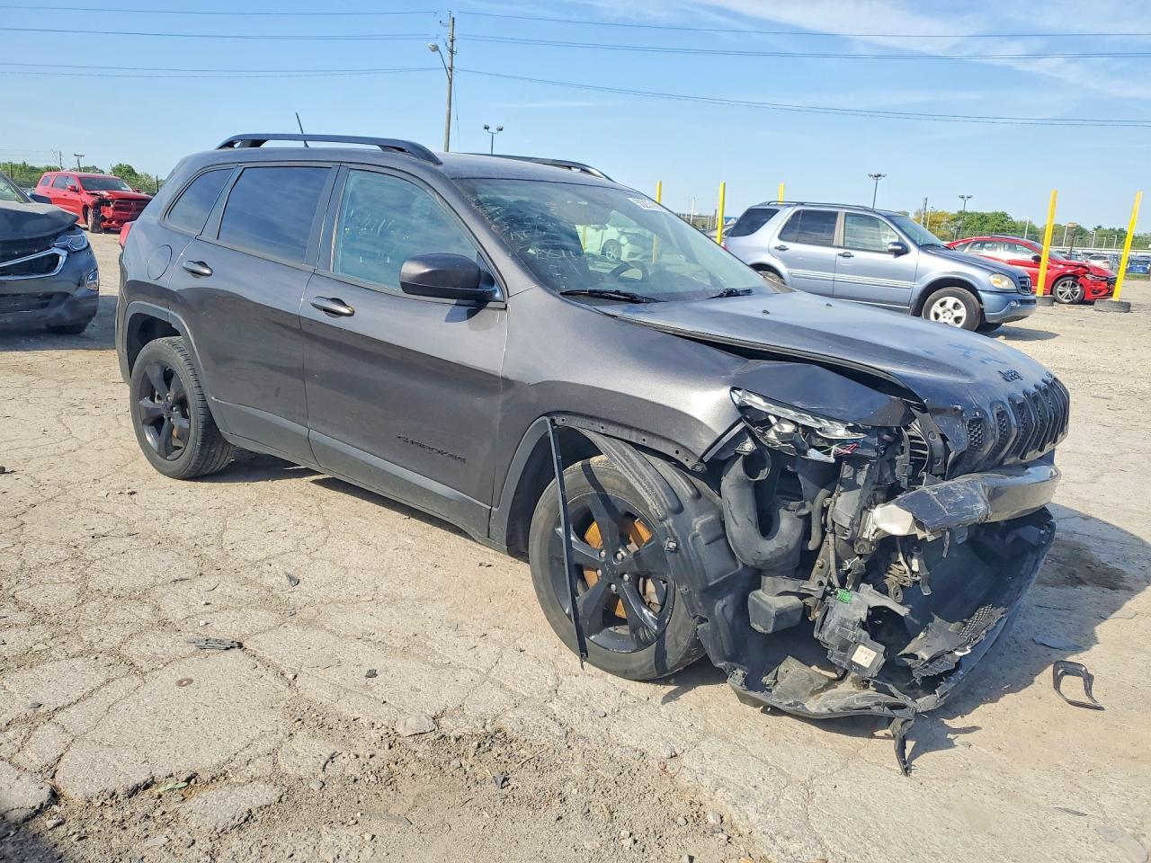 2015 Jeep Cherokee Latitude - Image 4