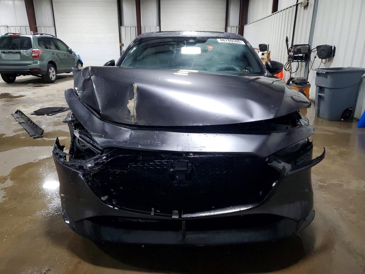 2021 Mazda 3 Premium Plus - Image 5