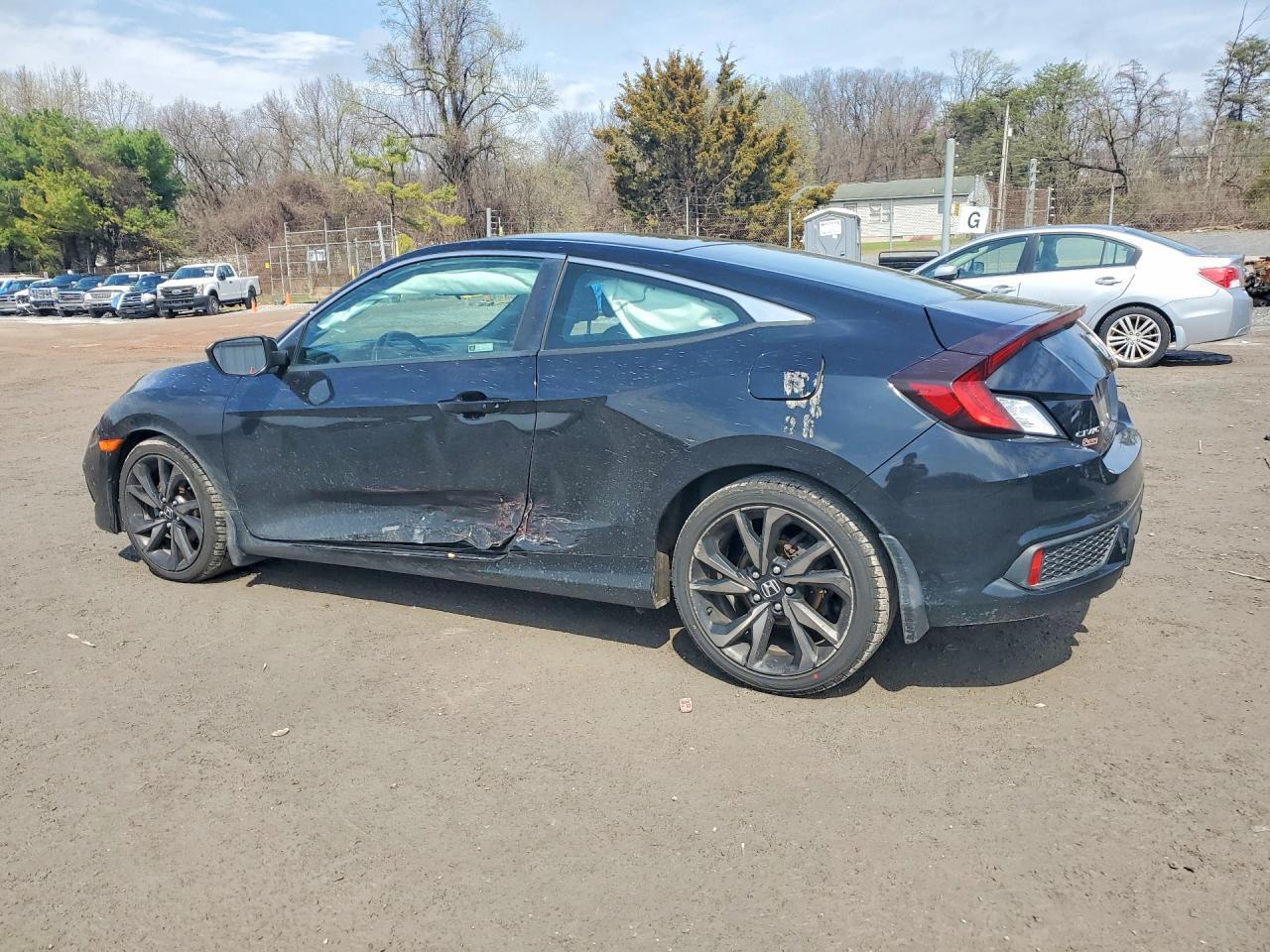 2019 Honda Civic Sport - Image 2