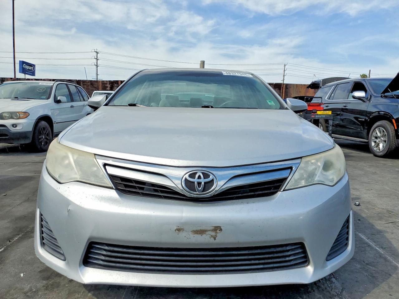 2014 Toyota Camry Le - Image 5
