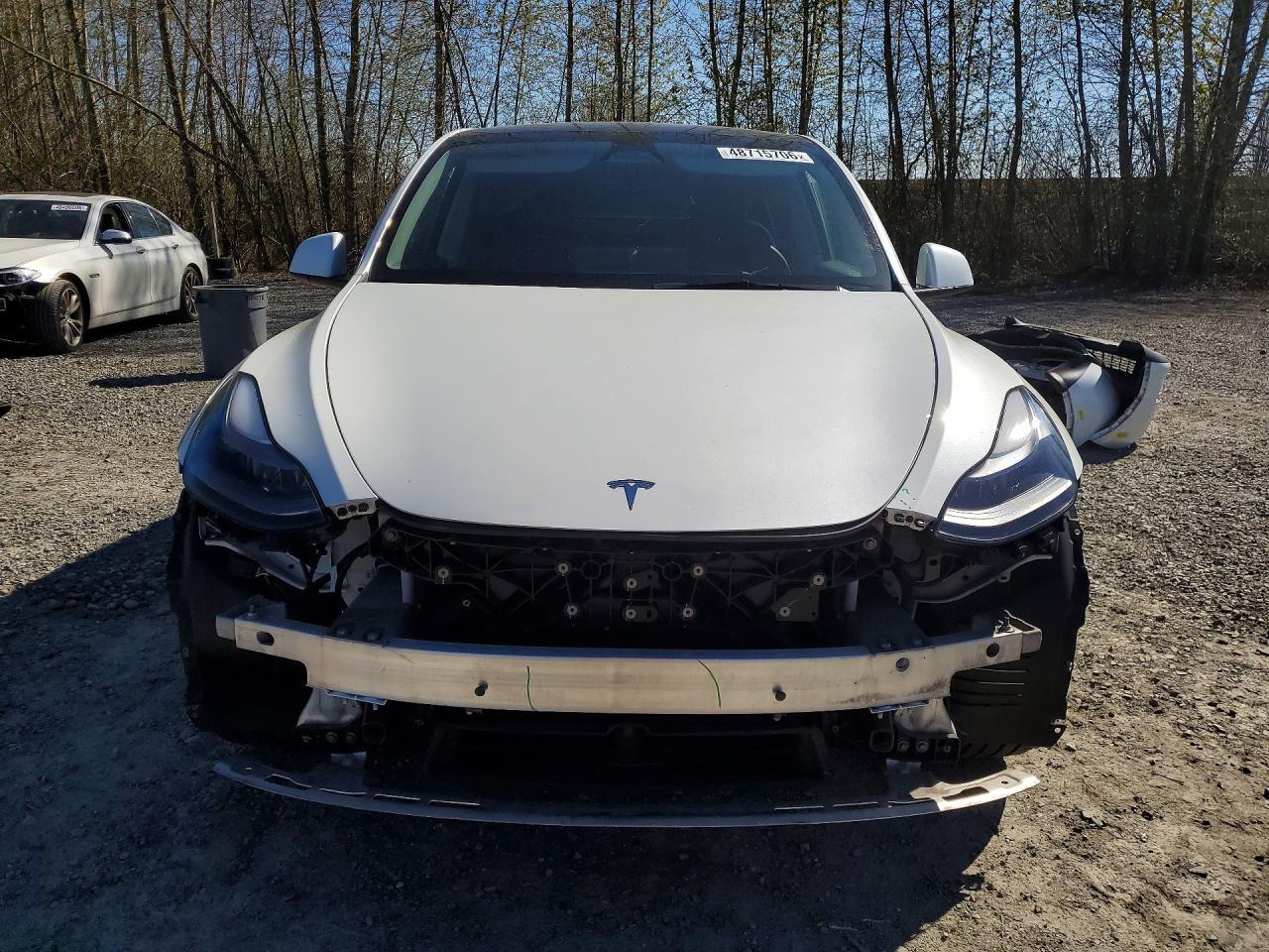 2024 Tesla Model Y - Image 5