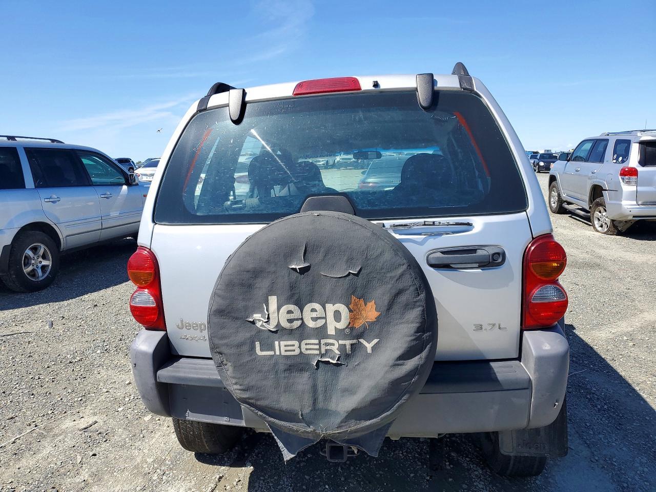 2002 Jeep Liberty Sport - Image 6