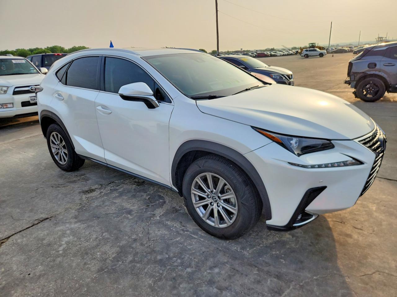 2021 Lexus Nx 300 Fwd - Image 4